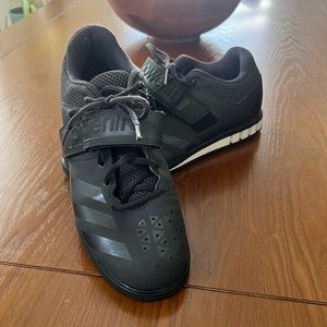 Adidas powerlifting shoes